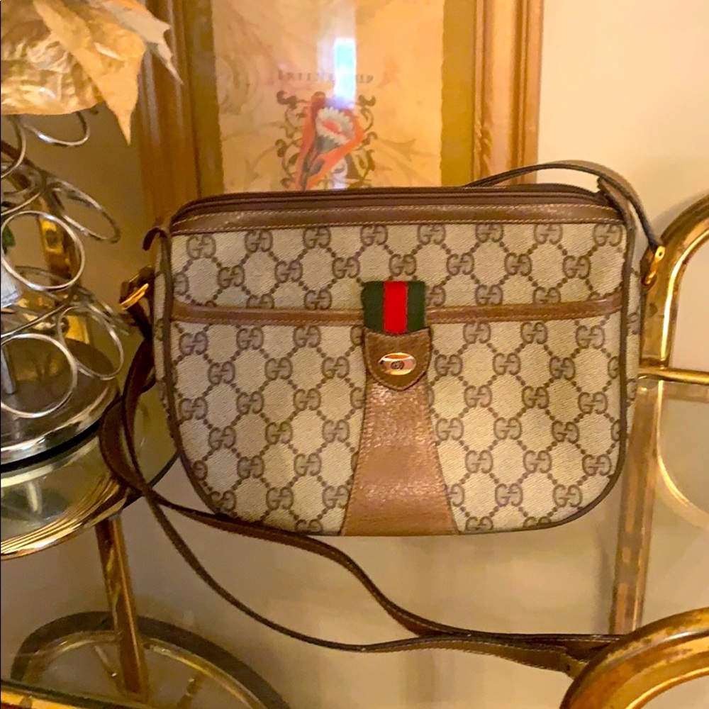 Gucci sling